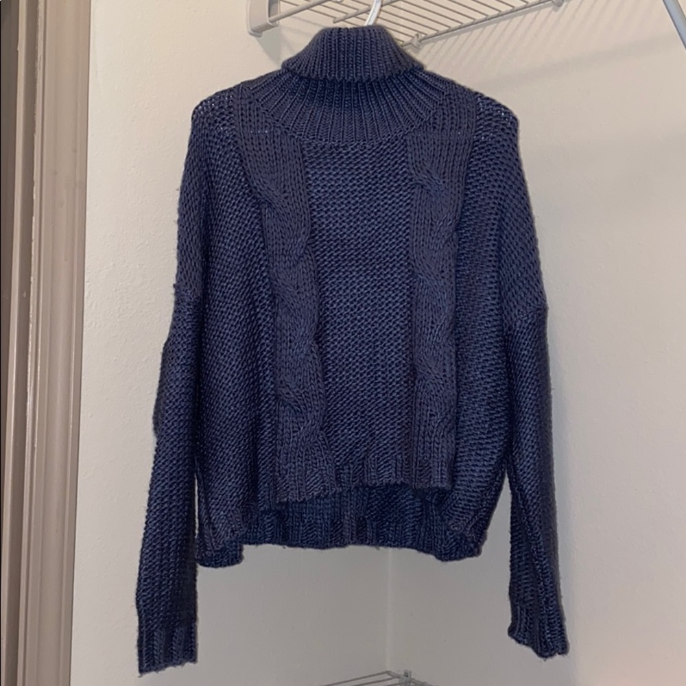 Turtle neck sweater